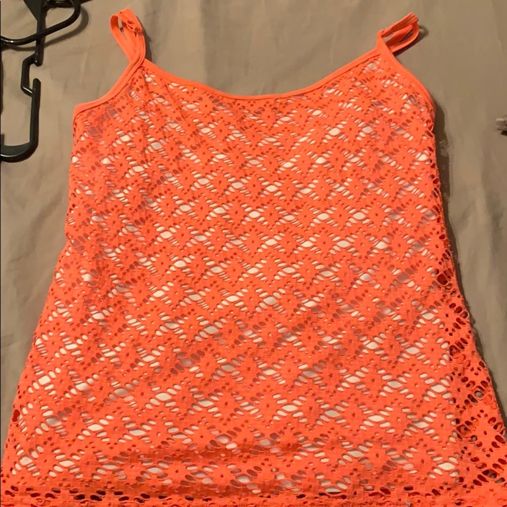 Hot pink tank